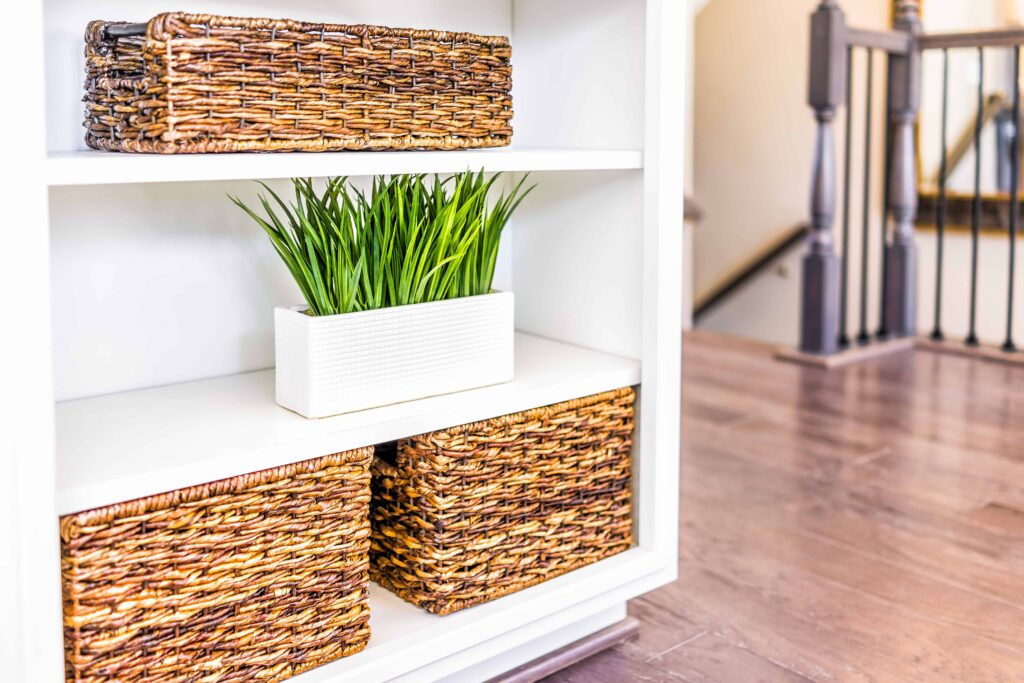 KonMari Checklist List - Learn how to Spark Joy when you tidy your home!